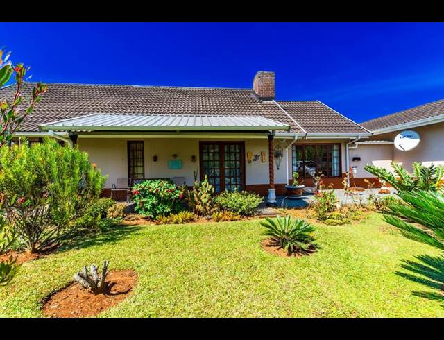 2 BEDROOM TOWNHOUSE FOR SALE IN HOWICK NORTH